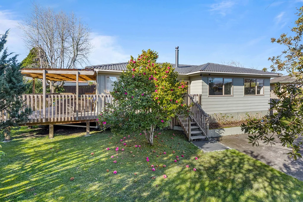 15 Clyma Place, Massey, Waitakere City, Auckland
