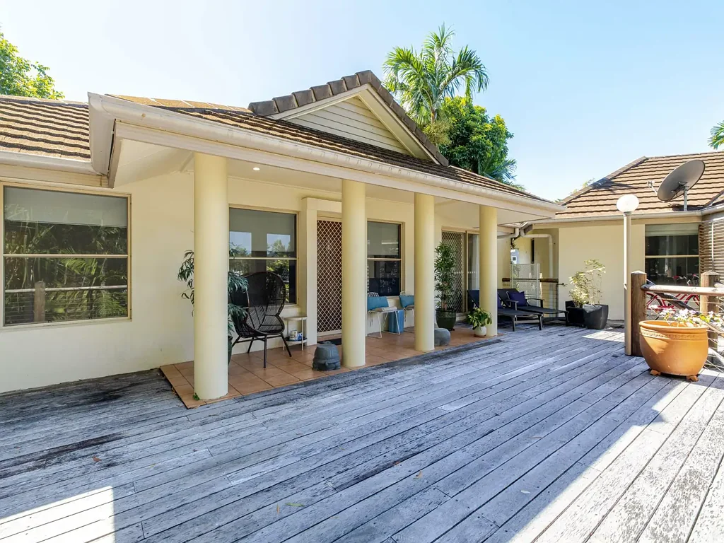 APPROVED TENANT | PENDING PAYMENT