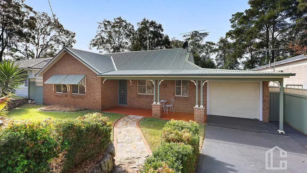 Hawkesbury Heights 4ห้องนอน Peaceful Position, Spacious Living - Open Home Saturday 20th June, 11am - 11.20am.