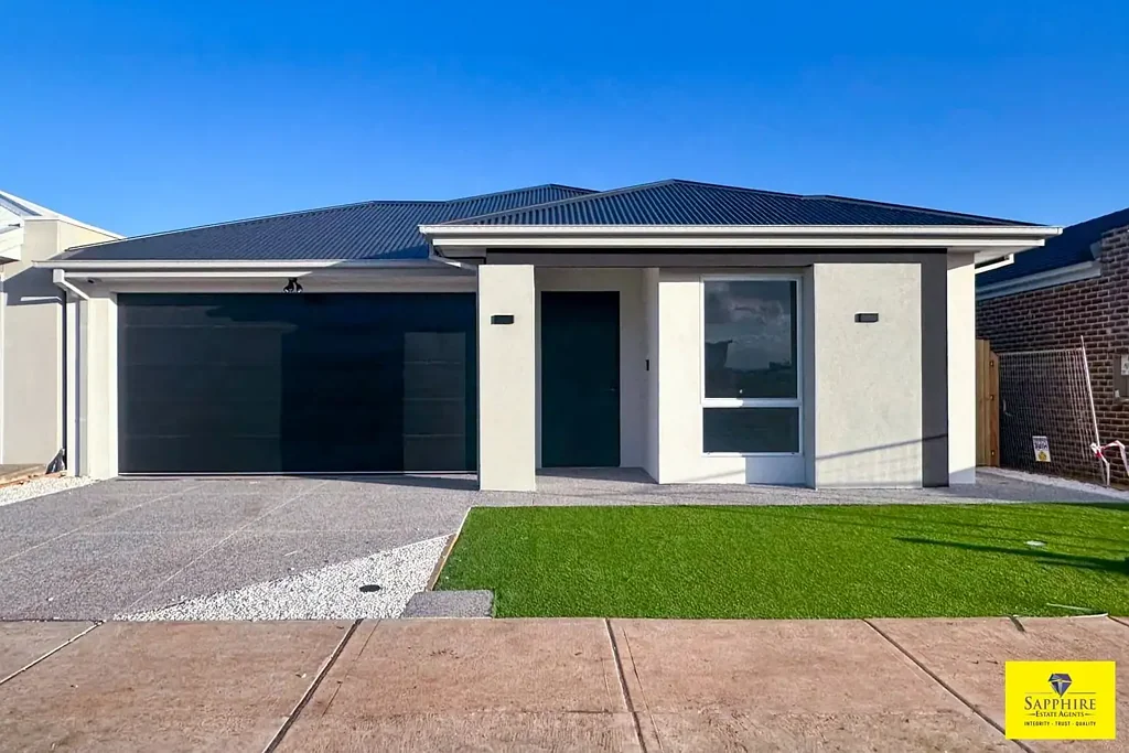 Modern 4-Bedroom Family Home with Double Garage in Prime Deanside Location