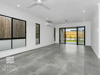 लिविंग रूम - 20 Lorne Loop, Kewarra Beach, QLD 4879