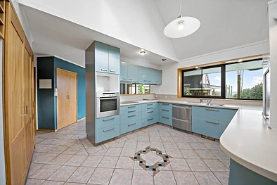 568 Ormiston Road, Flat Bush, Manukau City, 4 habitaciones, 2 baños, House
