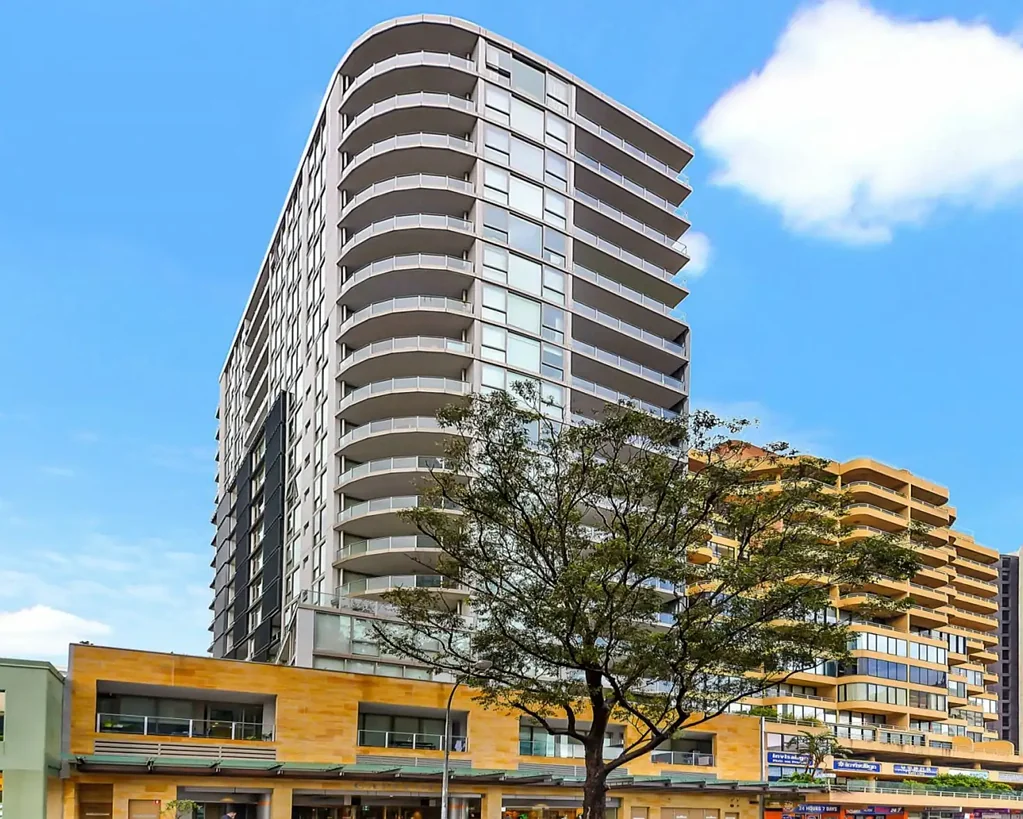 Bondi Junction 1房 Capitol五楼精装 东北朝向采光佳 Miele厨房高天顶 阳台露台享景 便捷步行商圈 Prestige Location, Quality Building in the Heart of Bondi Junction