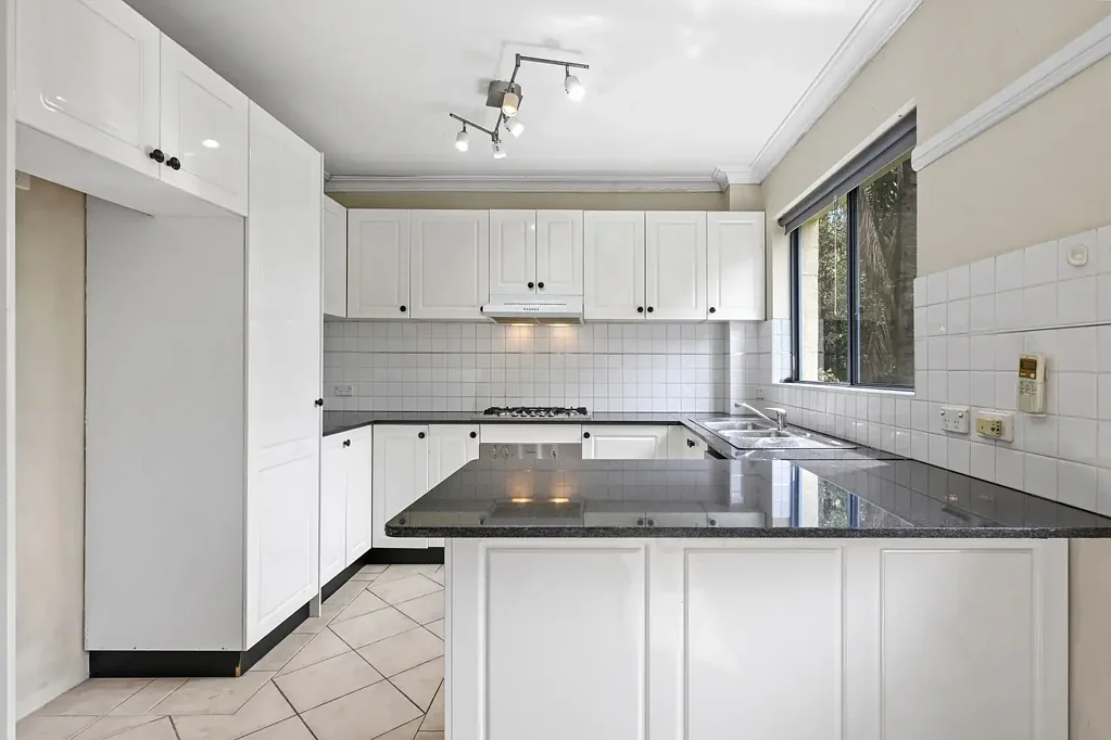 Modern Apartment in a Prime Location