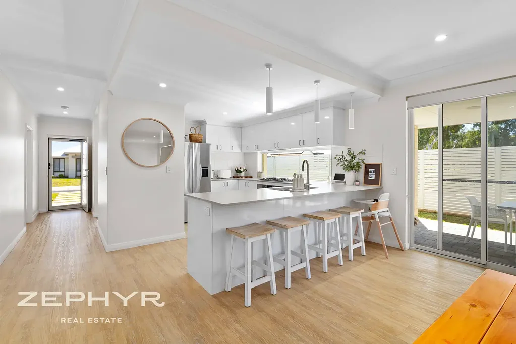 Australind 4Kwarto A Bright Outlook on Treendale Living