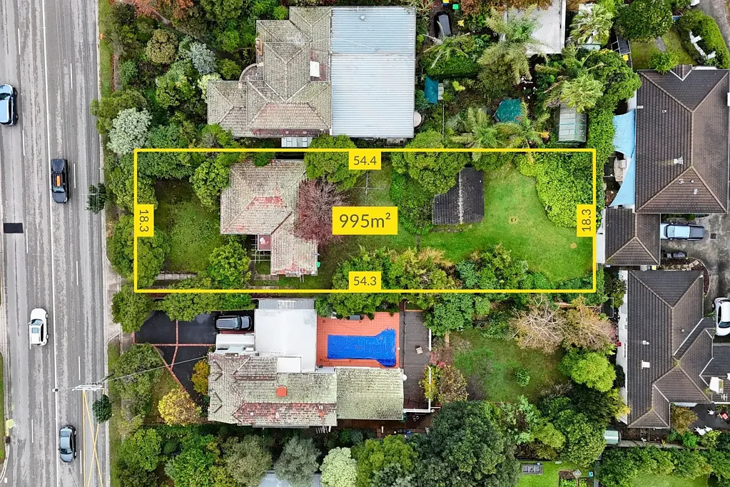 Camberwell 2房 995m²宽幅地块 稀有家庭地段 顶级学府环绕 交通四通八达 东部繁华生活 A Rare Camberwell Landholding of Exceptional Scale & Potential
