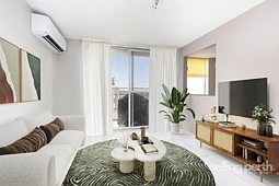 56/40 Pollard Street, Glendalough