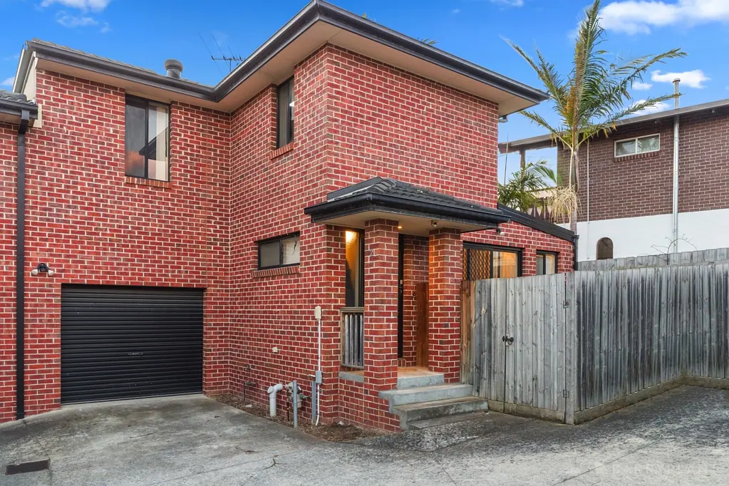 2/29 Birdwood Avenue, Dandenong, VIC 3175
