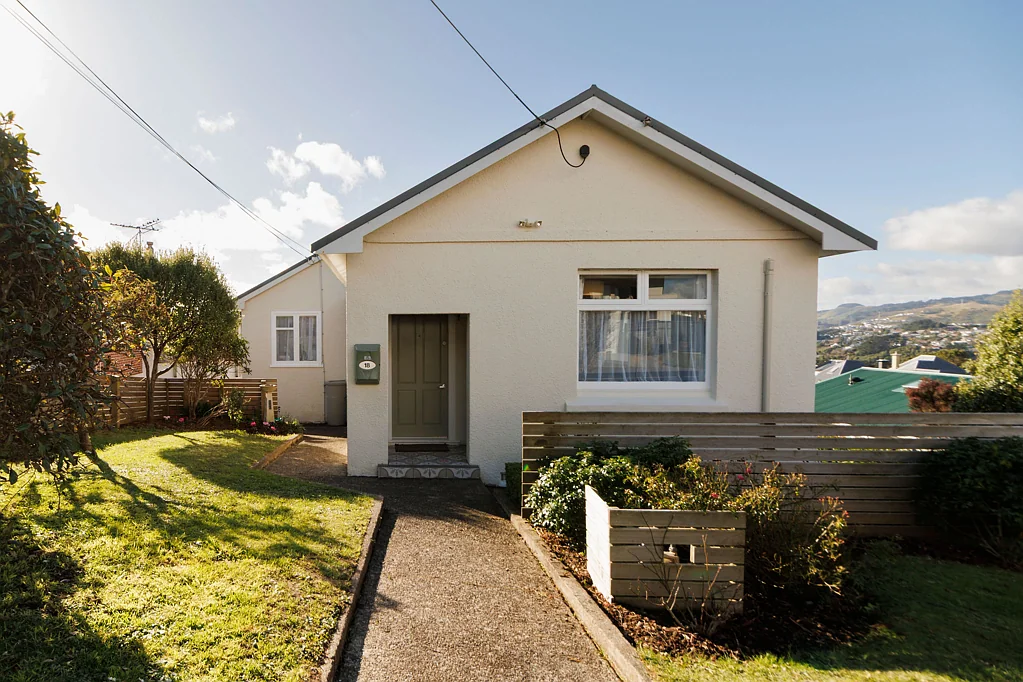 18 Clifford Road, Johnsonville, Wellington