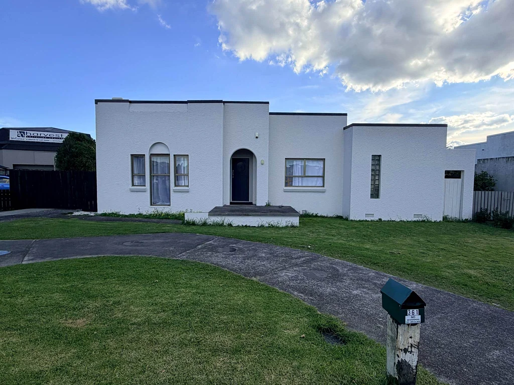 Modern Living in Great South Road!