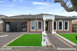 65 Hayfield Road, Roxburgh Park