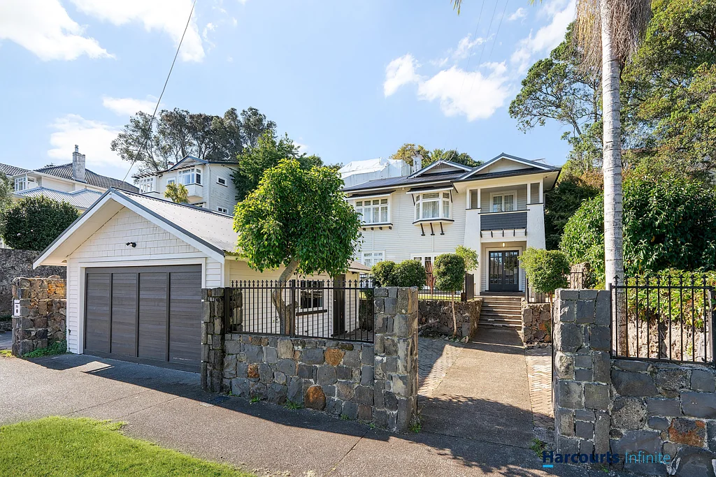 Mount Eden 5 Bedroom Urgent attention - Grammar winner