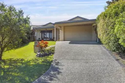 18 CEANOTHUS CL, Coffs Harbour