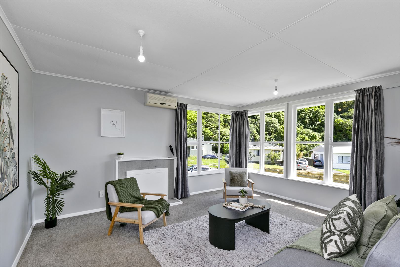 55 Rangituhi Crescent, Takapuwahia, Porirua, 3 phòng ngủ, 1 phòng tắm