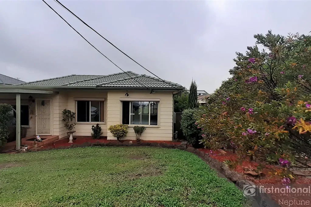 Deposit Taken: Comfortable Family Home in Girraween Public School Catchment