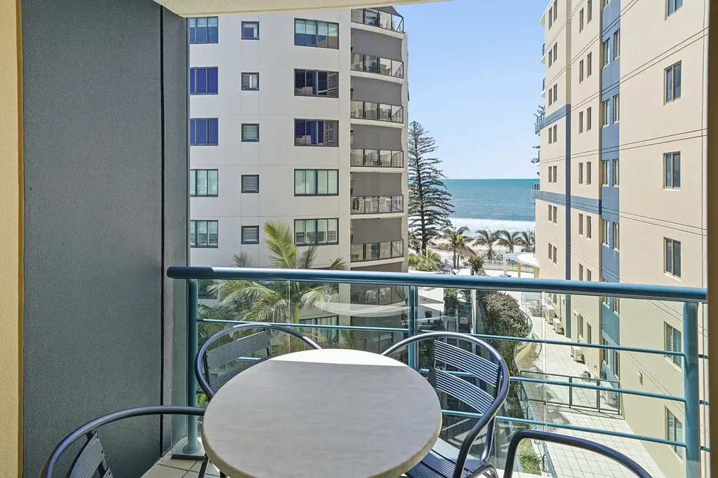 Mooloolaba 1कमरा Fully Renovated Coastal Retreat - 1 Bedroom Unit in the Heart of Mooloolaba!