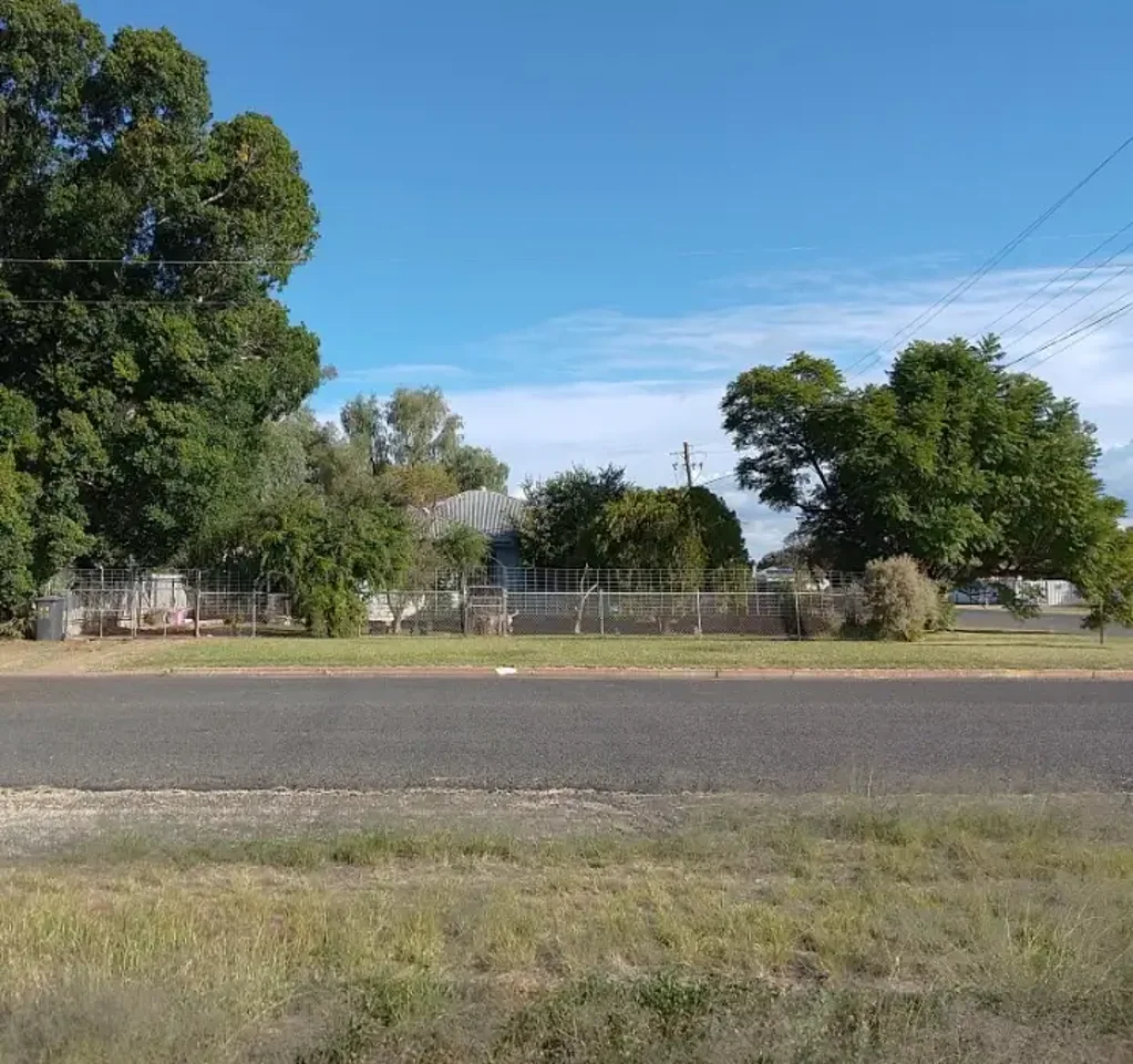 Brewarrina 1 Bedroom " Renovators Delight Needing Some TLC" Budget Low Priced Entry into the Property Market"