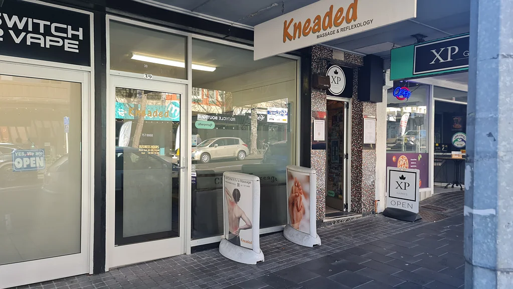 New Plymouth Central Retail Option On The Hill