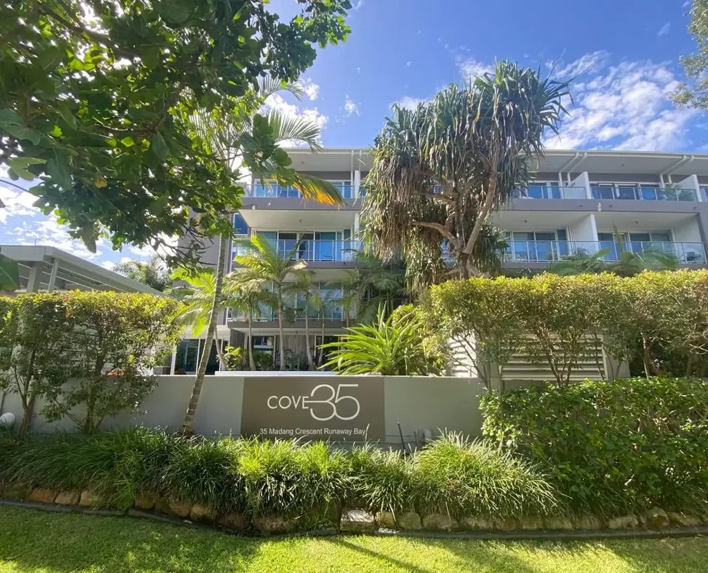 COVE 35 -1BR UNIT WITH WATERFRONT VIEWS