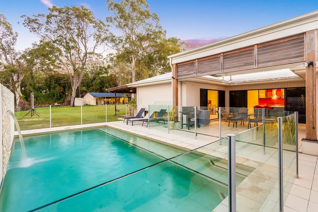 Narangba 4 Bedroom Sort After Area & Family Entertainer with Shed, Pool On 3000m2