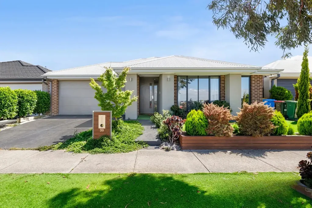 The Brief: Modern Family Home Offering Comfort and Convenience in Cranbourne North