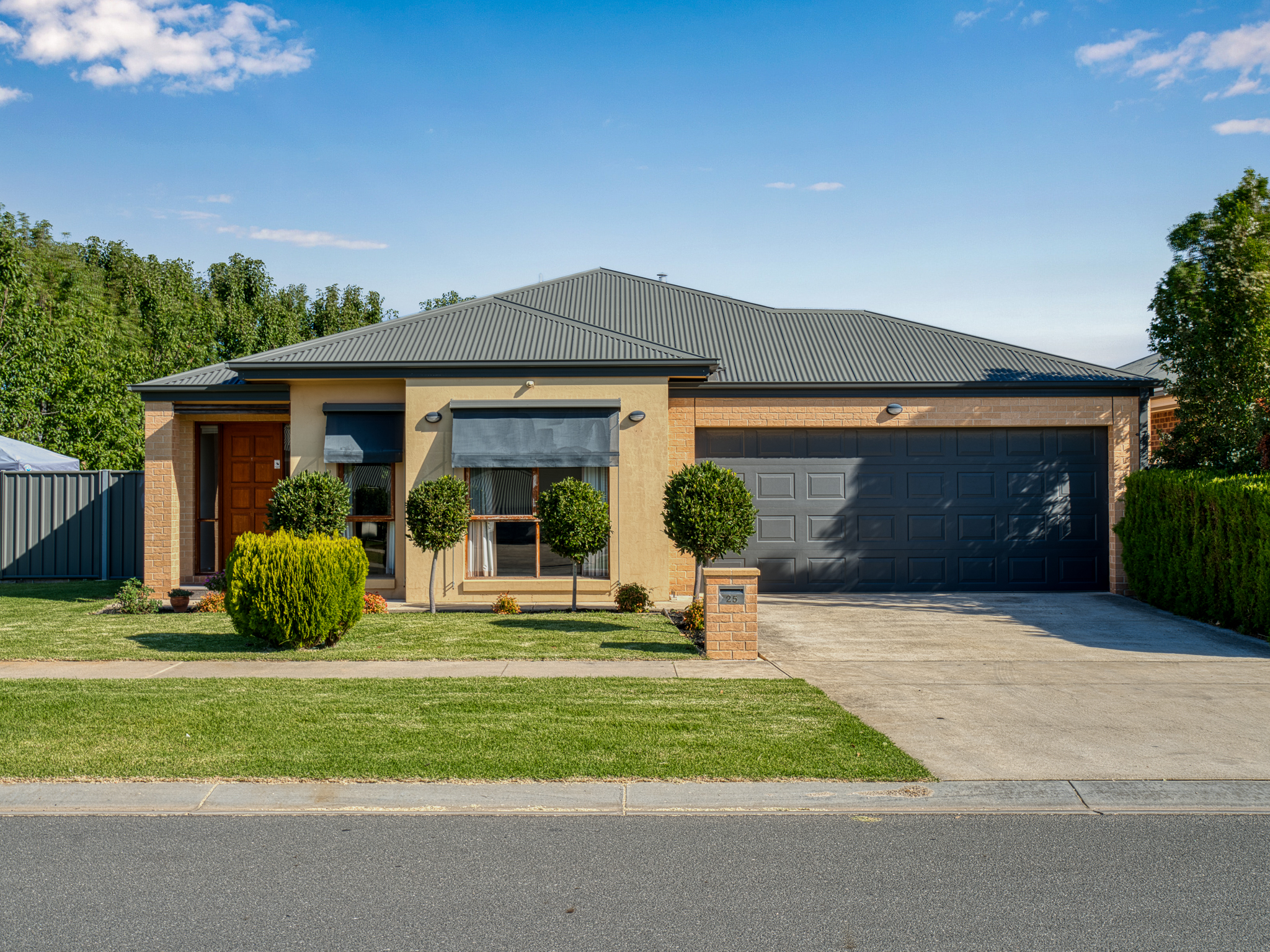 25 LOGAN DR, WANGARATTA VIC 3677, 0 غرف, 0 حمامات, House