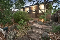 136 Macorna Street, Watsonia North