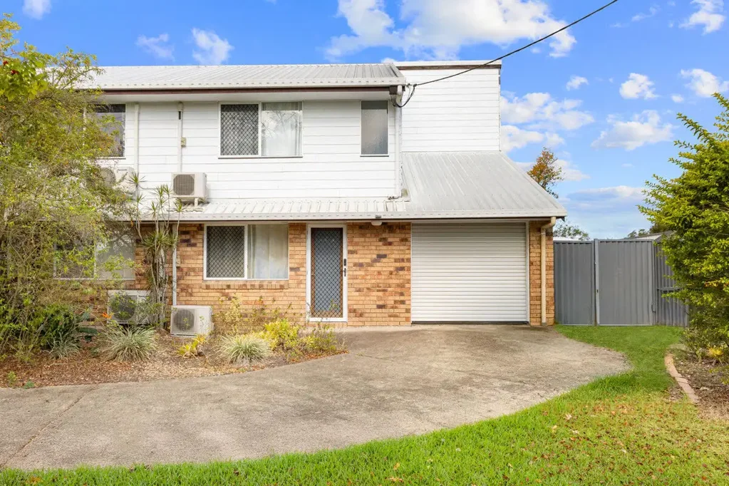 Beaudesert 3Kwarto Freehold Townhouse – No Body Corporate Fees & Walk to Town!