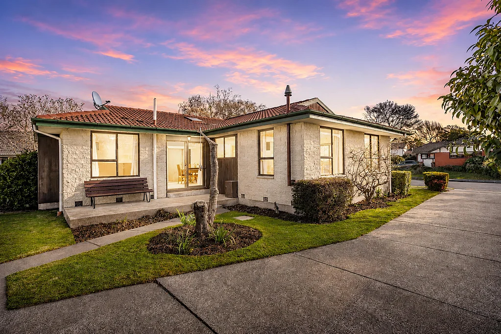 Russley 3Moenga Great Bones, Great Location, Great Opportunity