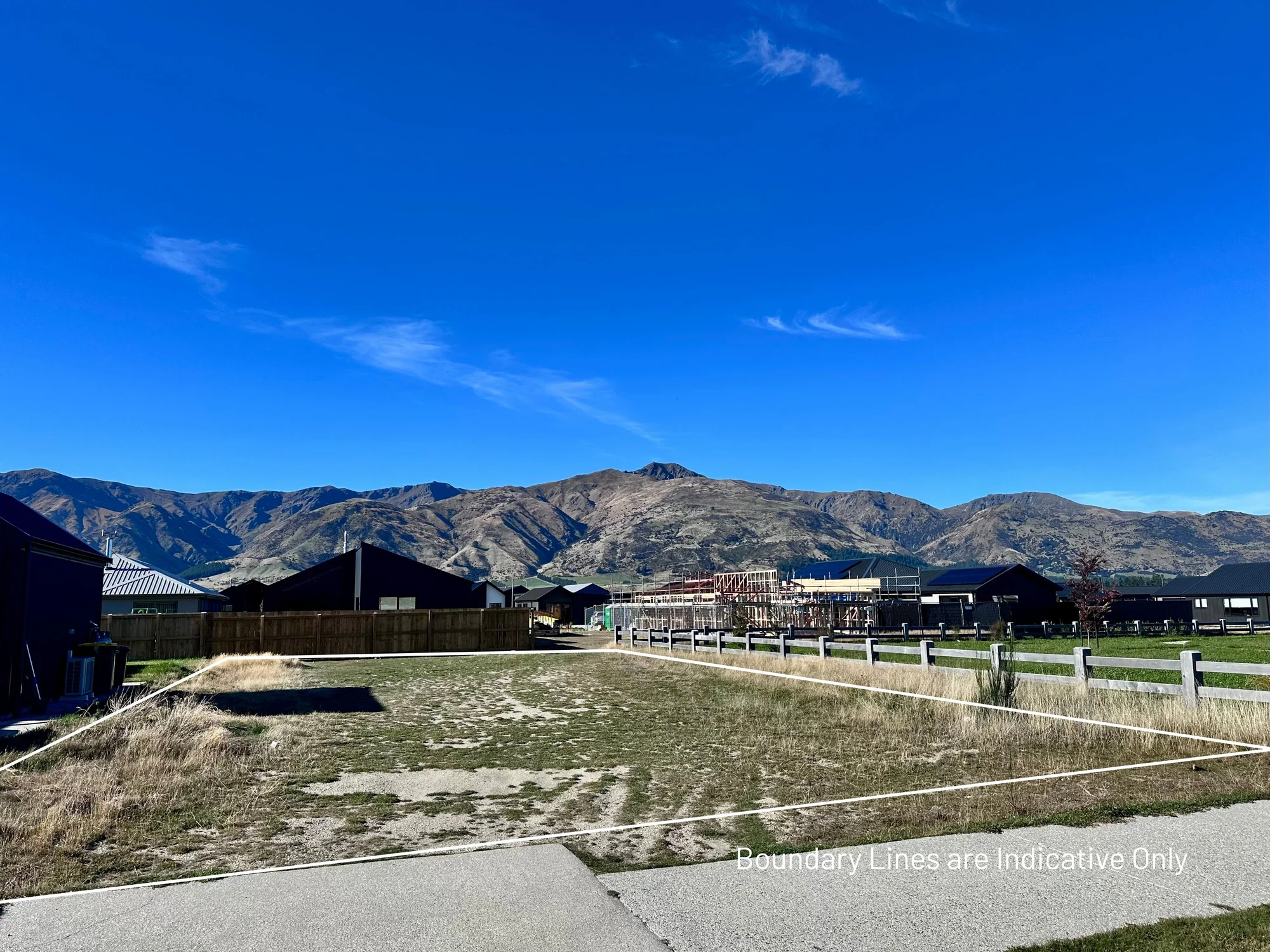 Lake Hawea  Reserve-Side Living in Longview
