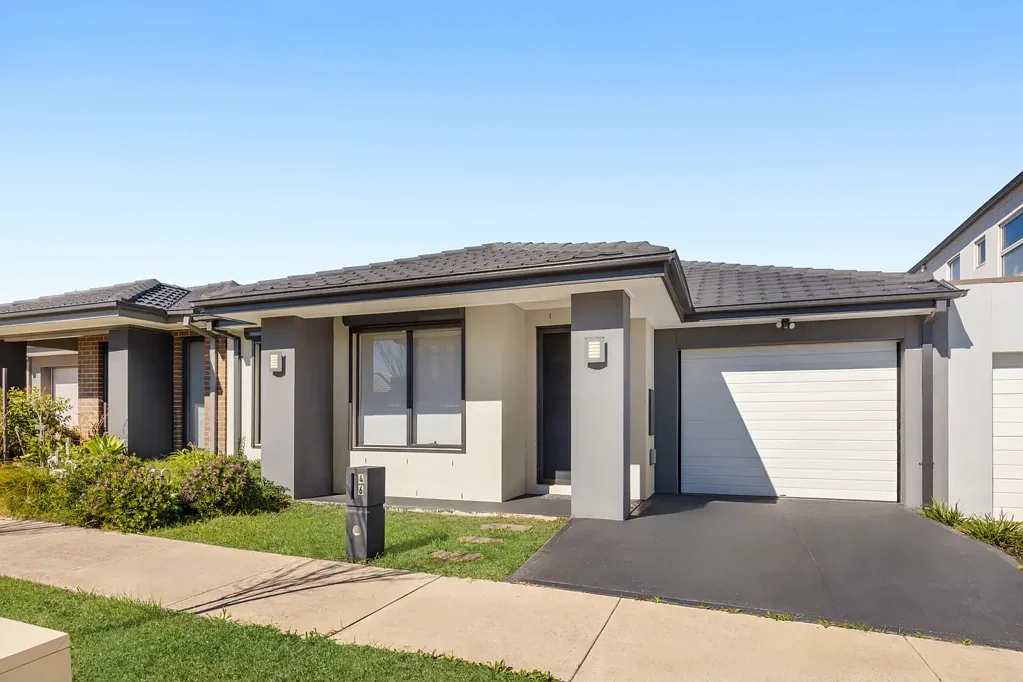 Wollert 3Kwarto Contemporary Living, Beautifully Simplified