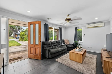 ਰਹਿਣ ਵਾਲਾ ਕਮਰਾ - 98 Elizabeth Road, Christie Downs, SA 5164