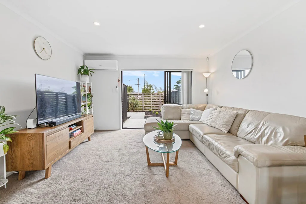 Takanini 2ਬੈੱਡਰੂਮ Best Affordable Entry into Addison Living