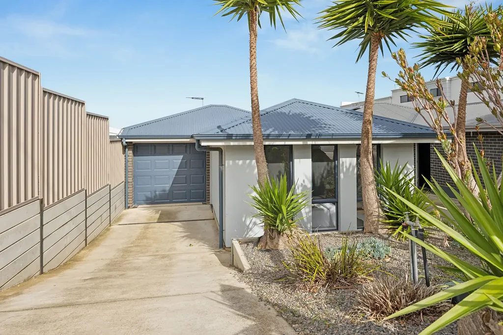 26A Maturin Avenue, Christies Beach, SA 5165