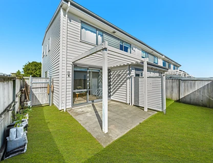 26 Kamana Road, Flat Bush, Manukau City, Auckland, 4部屋, 2バスルーム, Townhouse