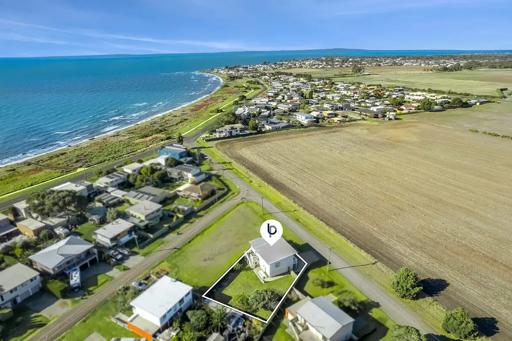 Indented Head 4 Slaapkamer Chic Two-in-One Bayside Offering