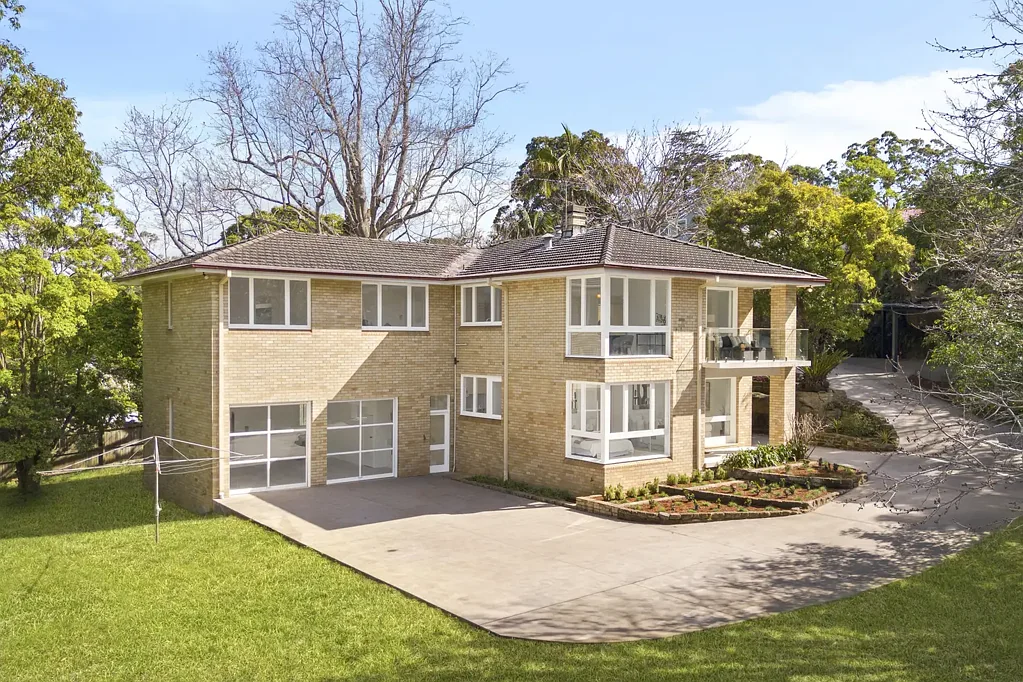 Epping 6બેડરૂમ Expansive dual family residence set on almost an acre in Epping