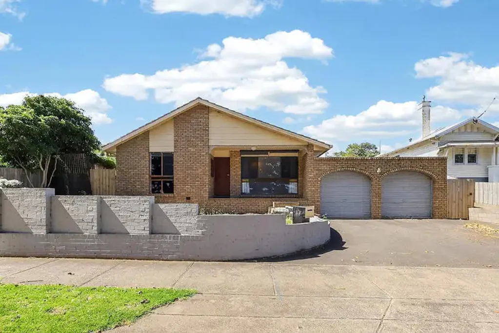 Warrnambool 4غرفة نوم Prime CBD Living - Spacious, Private & Move-In Ready
