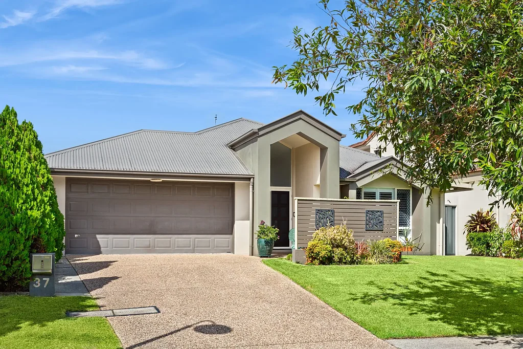 Sippy Downs 4कमरा Immaculate Home in the heart of Sippy Downs! - REF#4358
