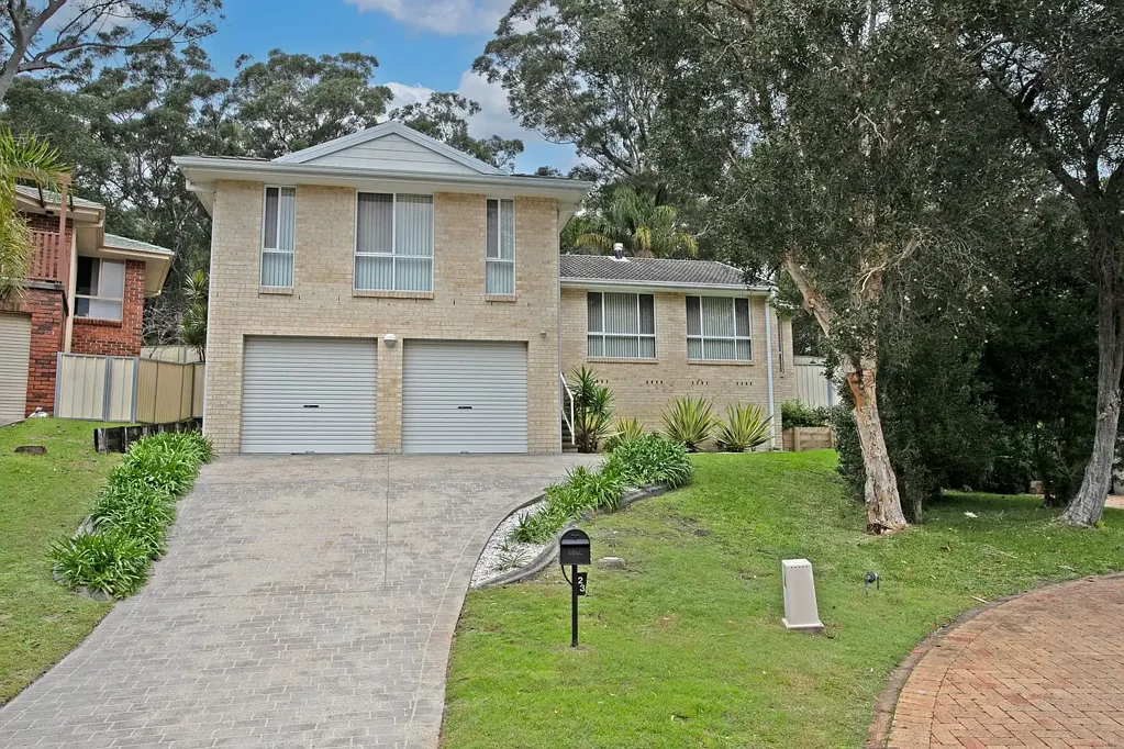 Corlette 4 Bedroom CLEAR INSTRUCTIONS – OWNERS SAY SELL!