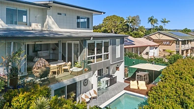 16B Darel Drive, Ashmore, QLD 4214, 3 slaapkamers, 4 badkamers, House