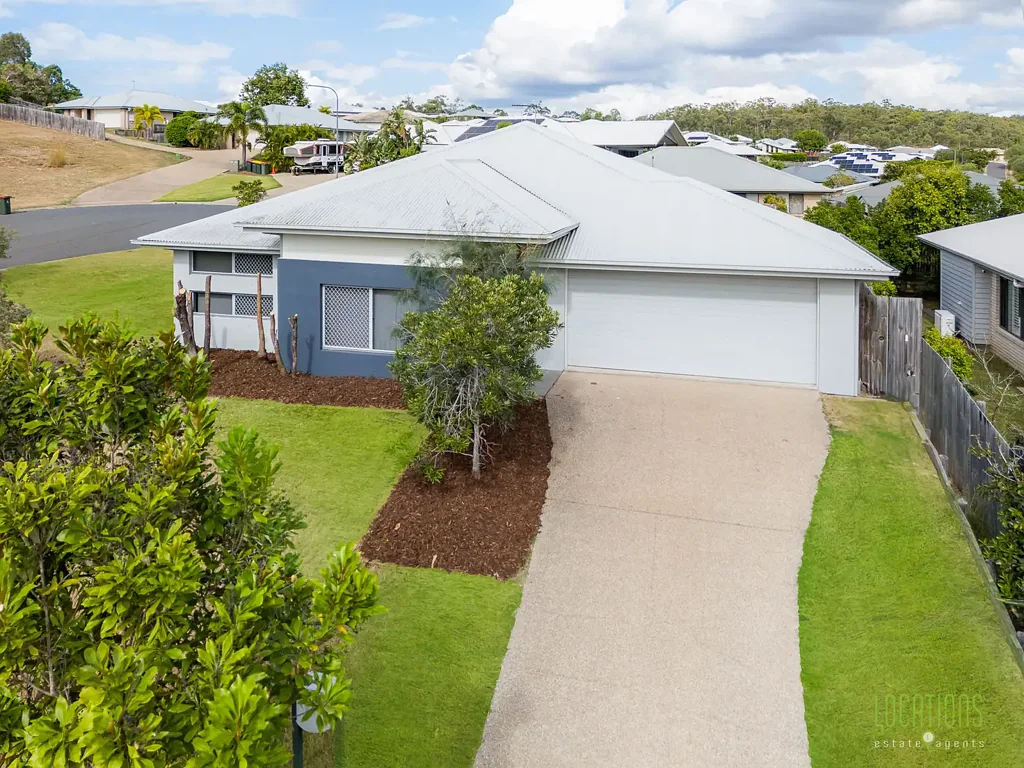 14 Boonderee Place, New Auckland, QLD 4680