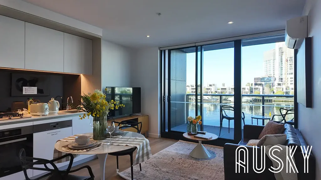 Docklands 1 Bedroom Stylish Waterfront Living at No.1 Collins Wharf – Ideal First Home or Investment