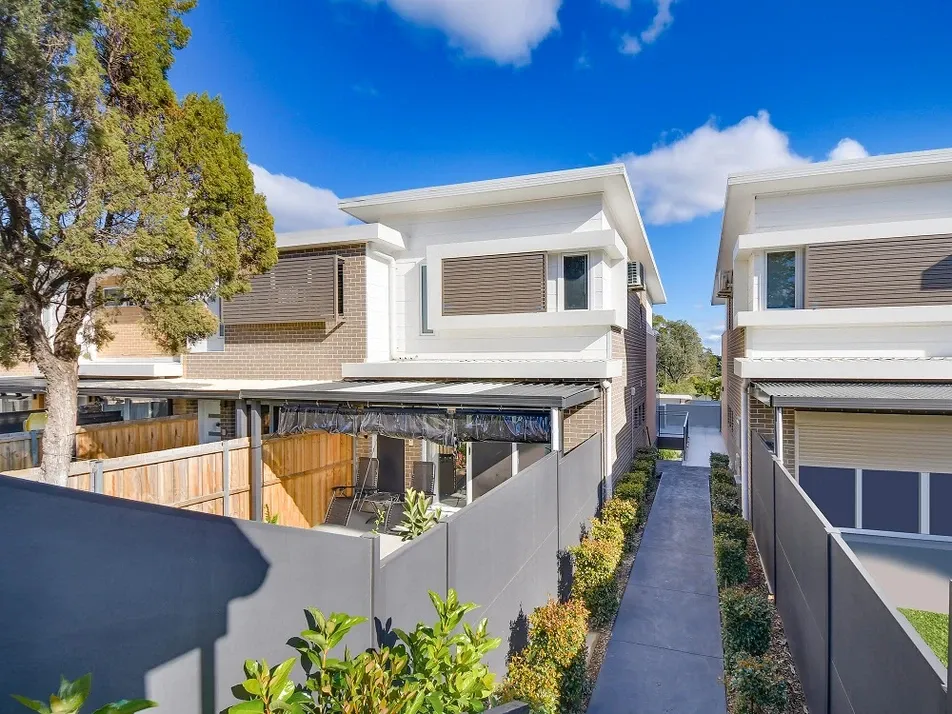 UNIT 6 93 BROUGHTON ST, CAMPBELLTOWN NSW 2560, 0 habitaciones, 0 baños, Townhouse