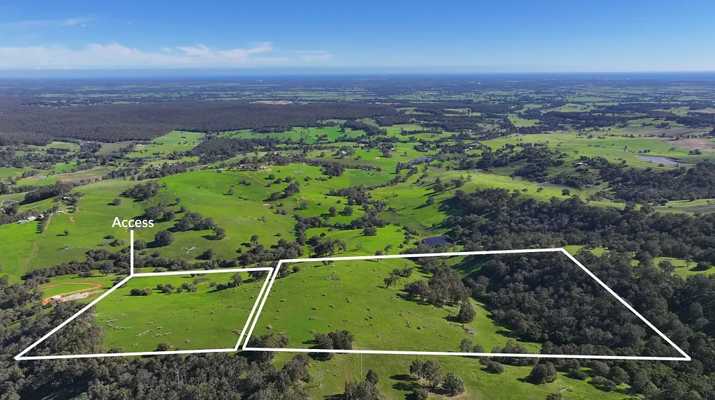 Ferguson 100-acre Ferguson Valley lifestyle with elevated coastal views