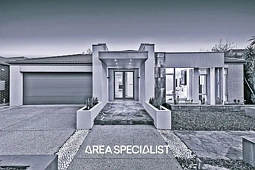 12 Waterbury Street, Cranbourne