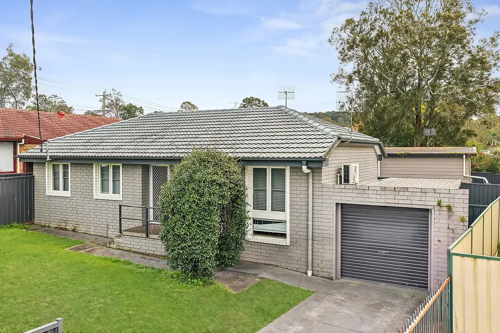 Wyong 5Kwarto Incredible dual occupancy investment opportunity with long-term tenants