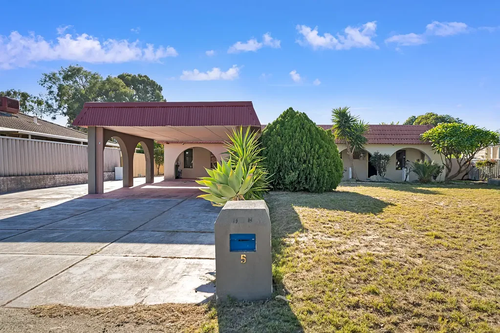 5 Dunnell Street, Maddington, WA 6109