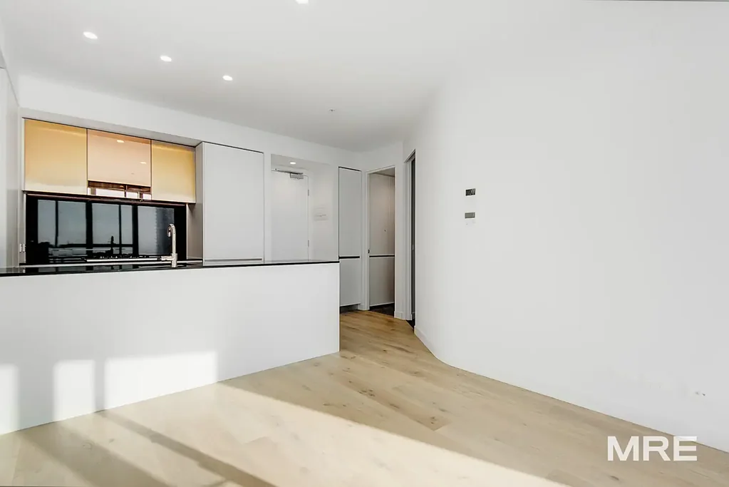 Stunning fully furnished home in the Heart of CBD