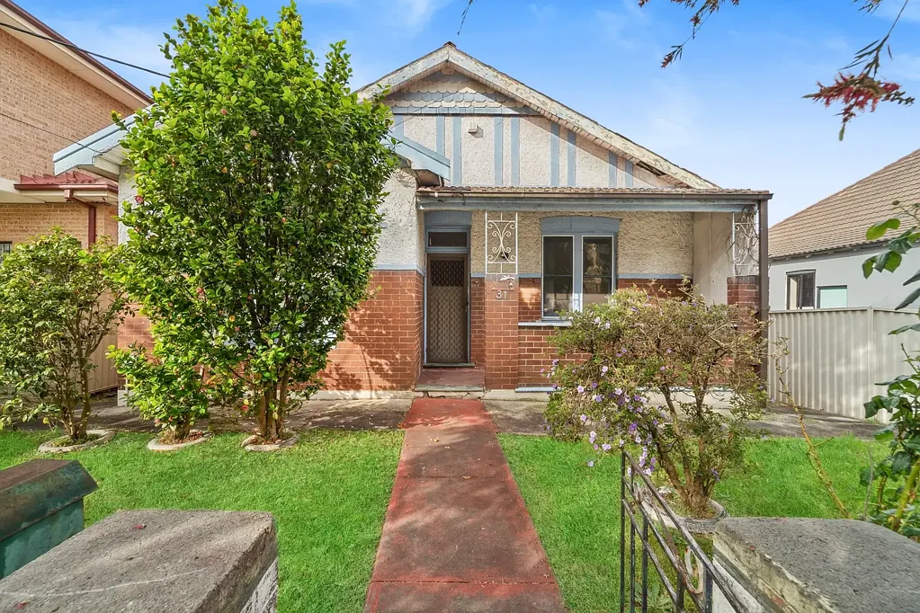 31 Gelibolu Parade, Auburn, NSW 2144